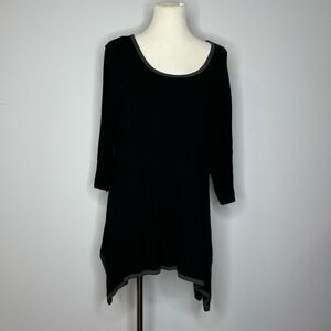 Karen Kane- Black w/Grey Trim Long Sleeve Shirt